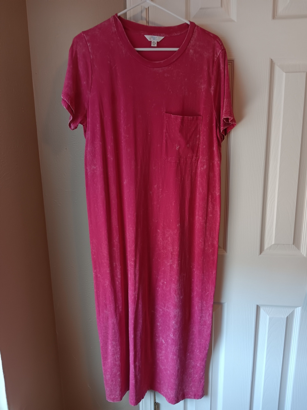 Time and Tru Fuchsia Maxi T-Shirt Dress with Chest Pocket